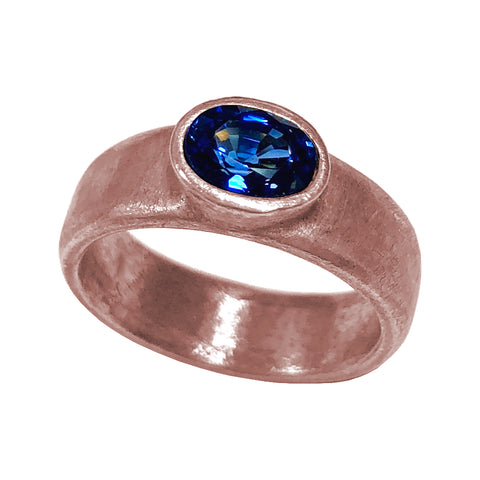 Oval Blue Sapphire in 18k Pink Gold